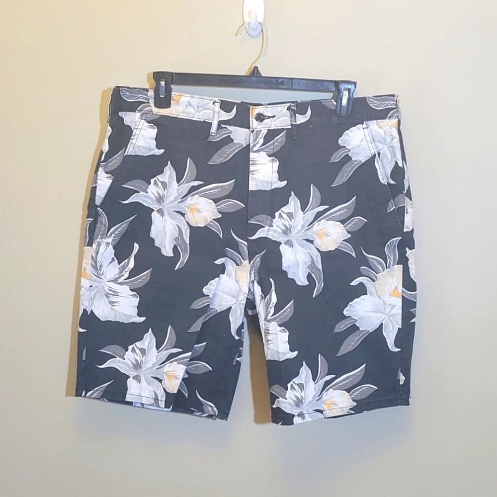 Levi's Floral Print Short